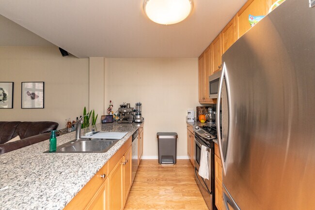 Photo - 400 N Clinton St Unit 307