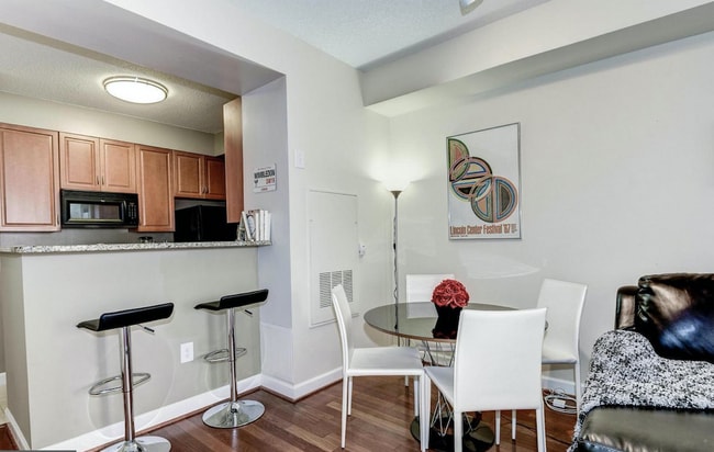 Unidad - 1111 25th St NW Unidad 515