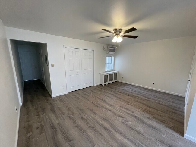 Photo - 809 S 8th St Unit 2