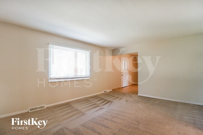 Photo - 7073 Bridges Rd