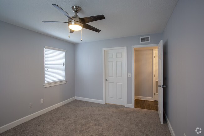 Photo - Ashland Commons