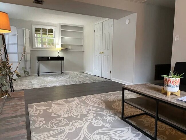 Photo - 19 Curt Blvd Unit ID1302145P