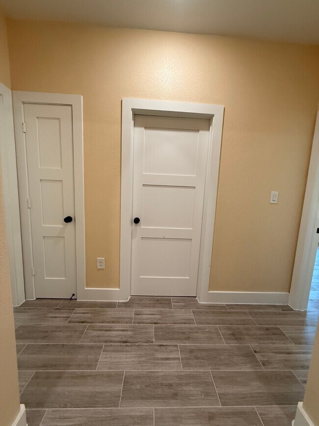 Photo - 14844 Coaltown Rd