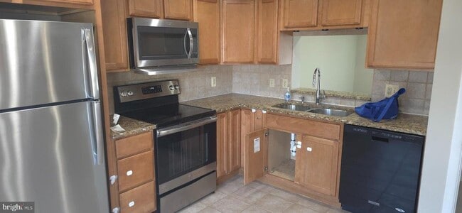 Photo - 7886 Marioak Dr