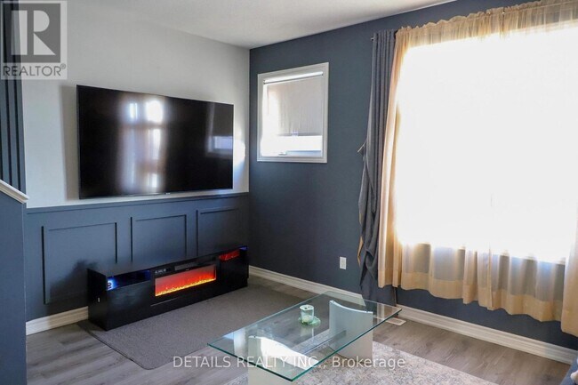 Photo - 1420 Hemlock Rd