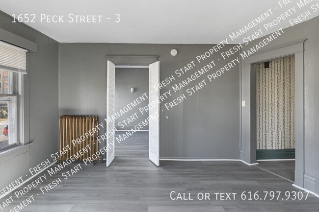 Photo - 1652 Peck St Unit 3