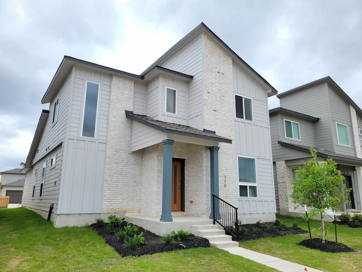 Photo - 710 Granger Ln