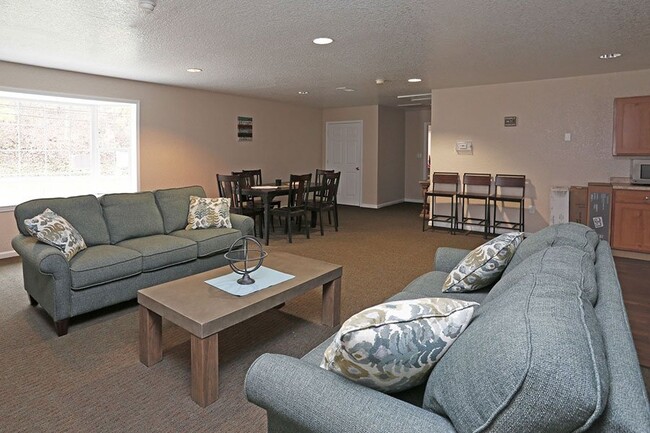 FAIRMONT HILLS APARTMENTS
