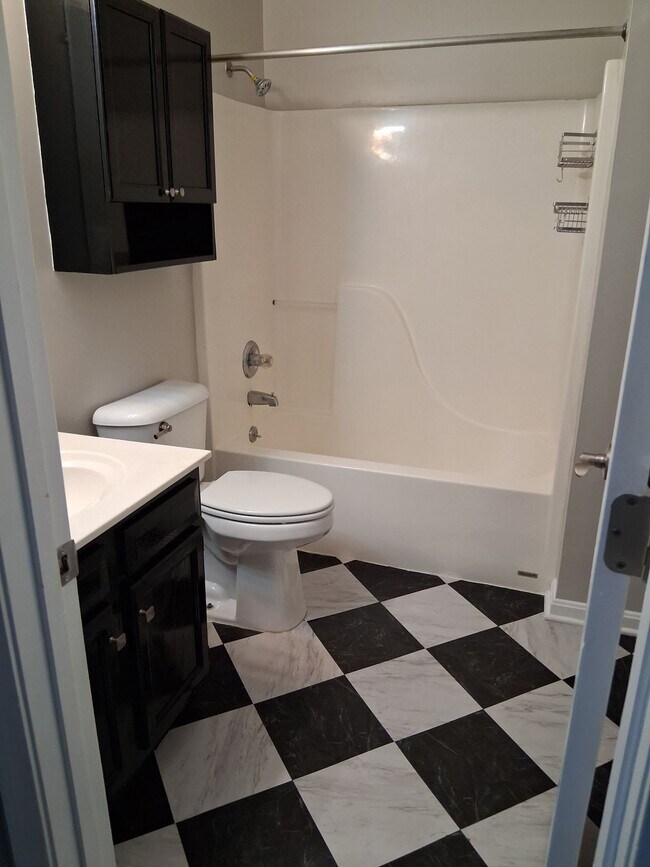 Photo - 4701 Kenrose Ln Unit 4701 Kenrose Ln - #9