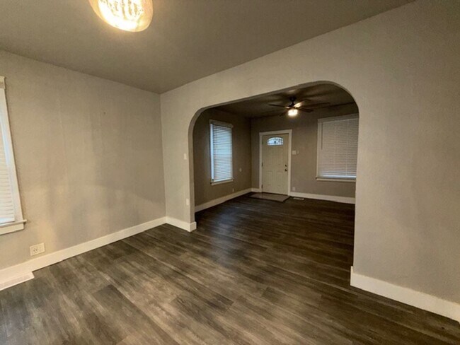 Photo - Lovely 2 Bedroom / 1 Bath for Rent - Section 8 Welcome