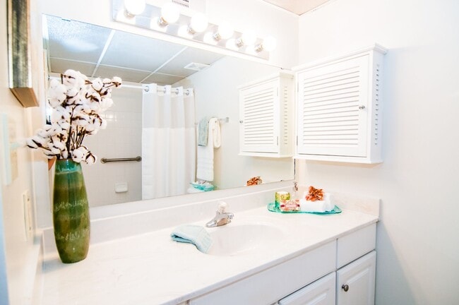 Photo - Rockwood Apartments