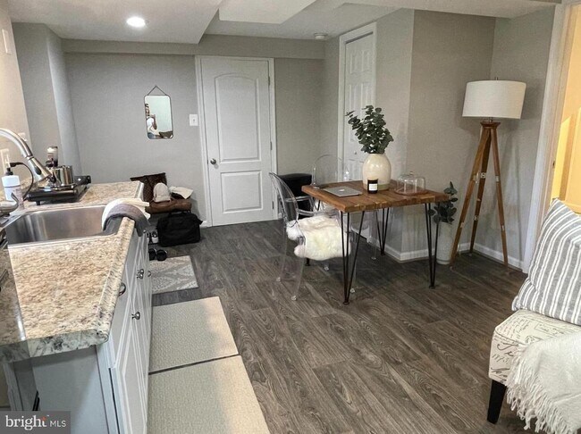 Photo - 3616 Oval Dr