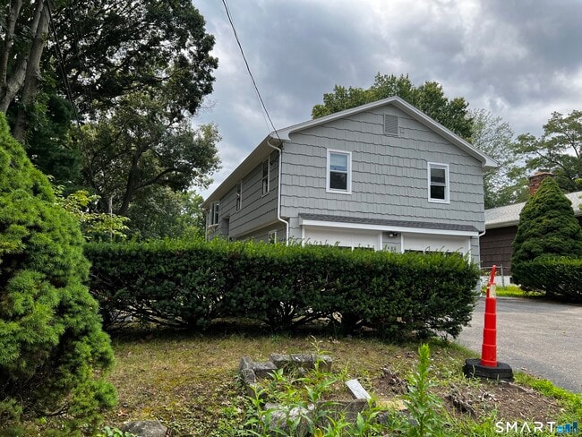 Photo - 485 Peet St