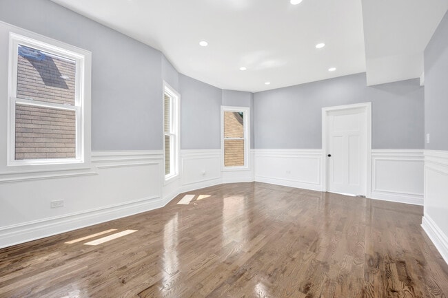 Photo - 1821 N Kedvale Ave Unit 2