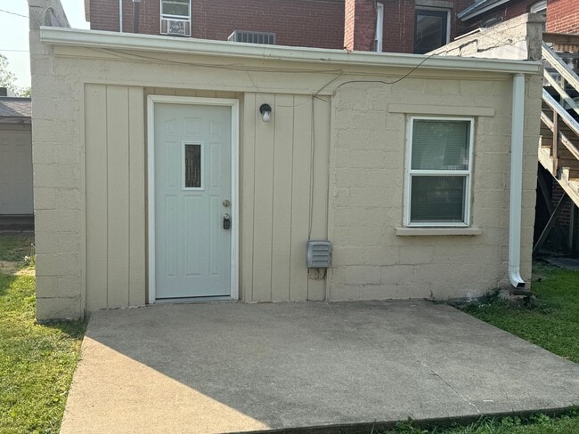 Building Photo - 1527-1527 N Harrison St Unit 1521 - Apt 1