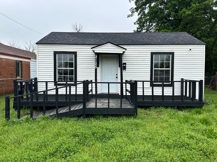 2bed/2bath Home Available in OKC! - 2bed/2bath Home Available in OKC!