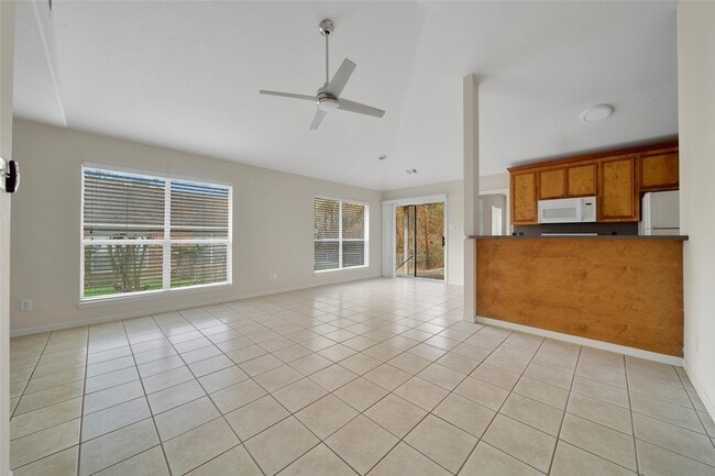 Photo - 206 Graham Rd