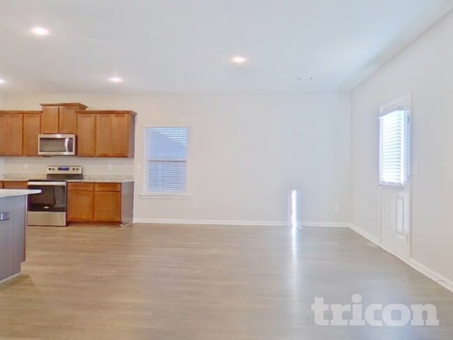 Photo - 3542 Falconwood Dr