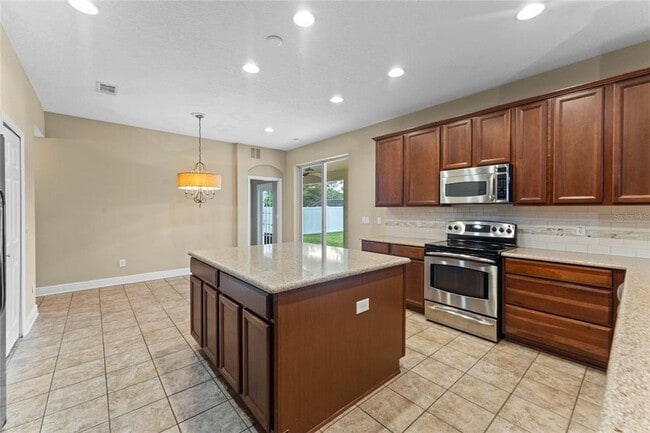 Photo - 7059 Winding Lake Cir