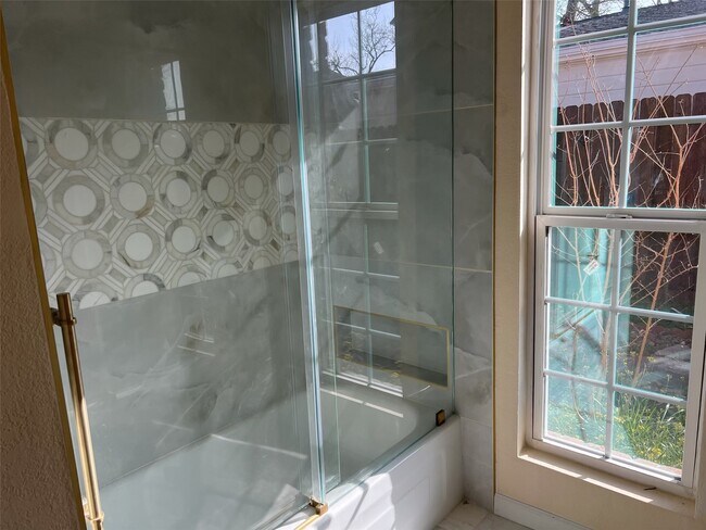 Photo - 14127 Sandfield Dr