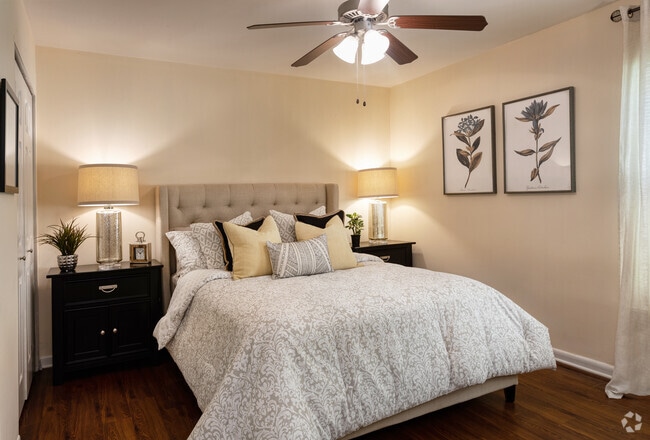 2BD/2BA - 1,275 SqFt - 2nd Bedroom