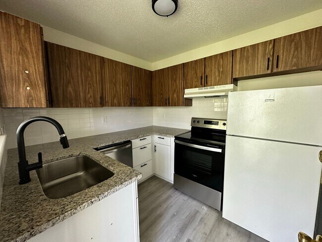 Sunset Rock Apartments