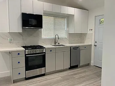 Photo - 6546 Bobbyboyar Ave