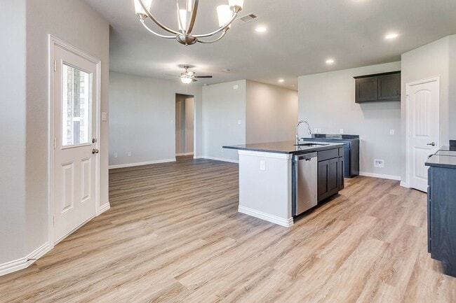 Photo - ? 1/2 Off First Month’s Rent! ?