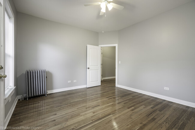 Photo - 1167 E 54th St Unit 1