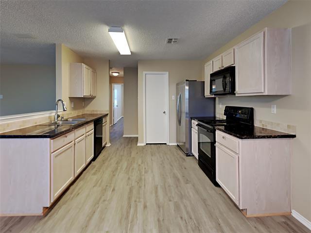 Photo - 1529 Windward Ln