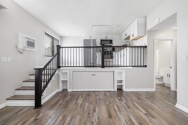 3800 Memorial Blvd - 3800 Memorial Blvd Apartment