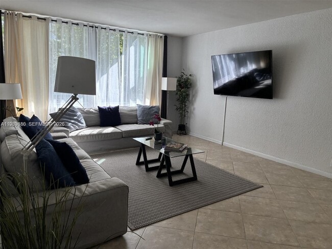 Photo - 1000 West Ave Unidad 110