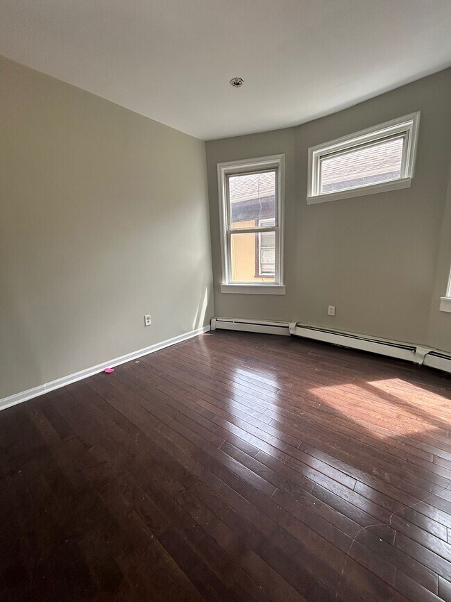 Photo - 34-36 Clinton Pl