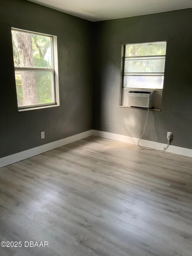 Photo - 633 Florence St Unidad 3