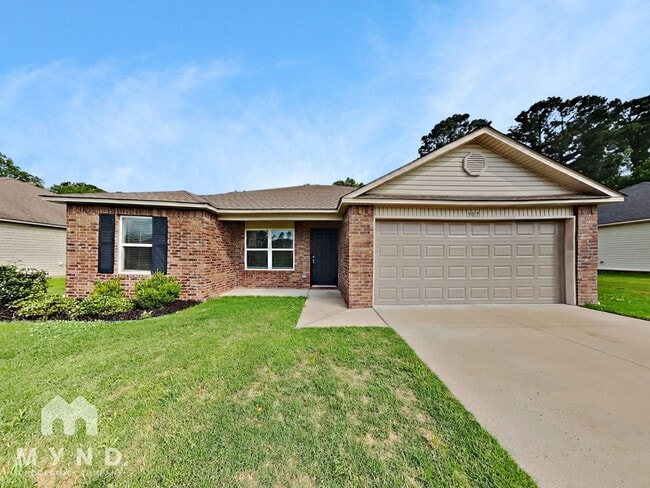 Photo - 307 Westwood Dr House