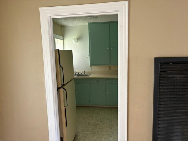 Photo - 106 Dixie Dr