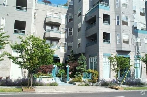 Building Photo - 1 bedroom in Seattle WA 98105 Unit 1 bedroom 1 bathroom Rental