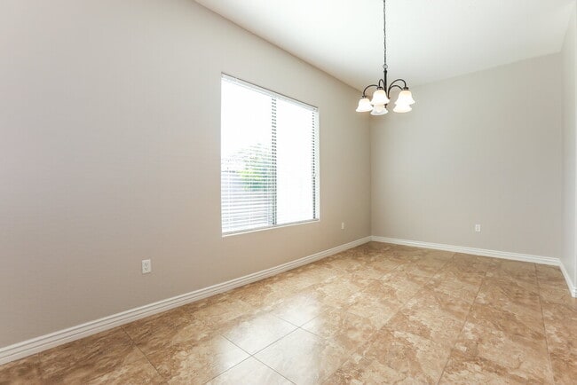 21549 E Puesta Del Sol