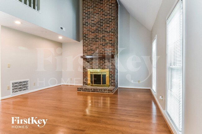 Photo - 6411 Cardinal Wood Dr