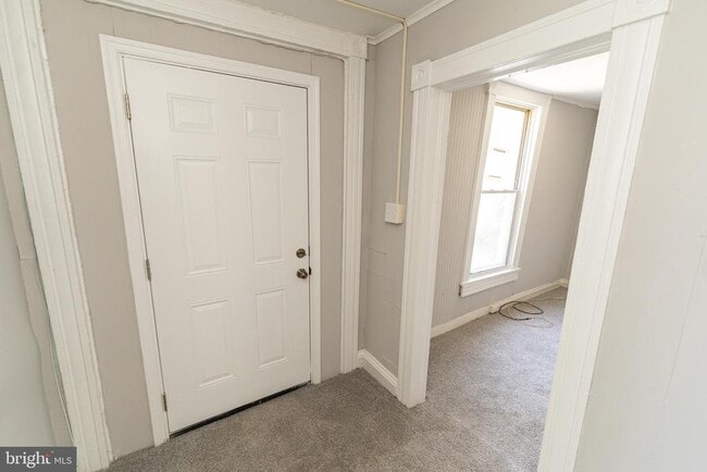 Photo - 824 Park Ln