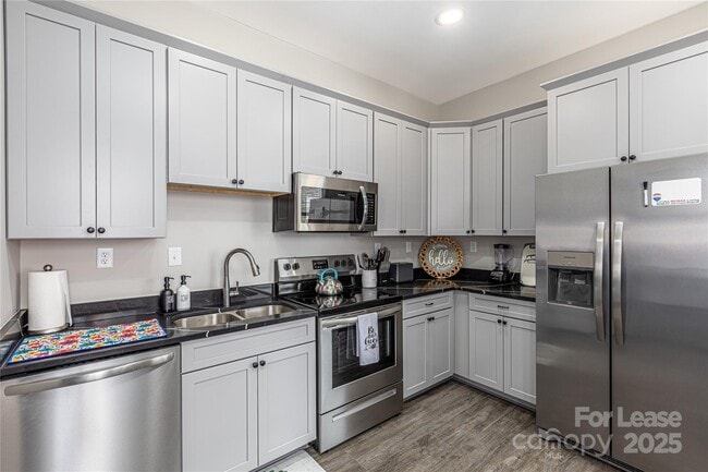 Photo - 138 S Main St Unit A