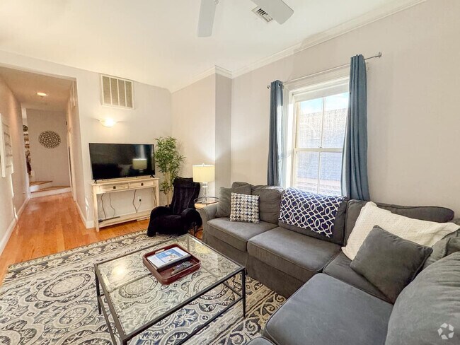 Building Photo - 7 Harvard Square Rental