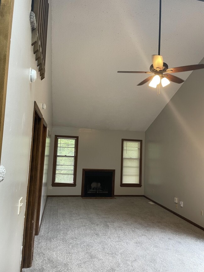 Photo - 9131 E 85th Pl