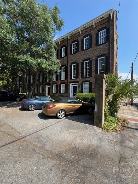 Photo - 424 E Macon St Condo