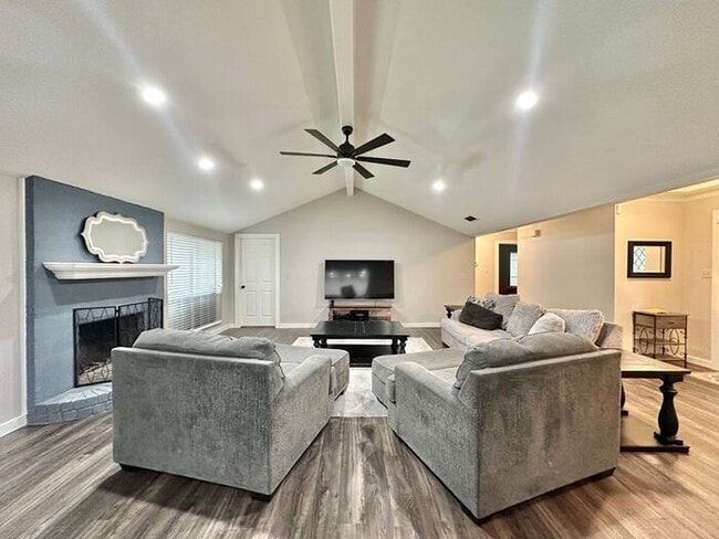 Photo - Updated 3-Bedroom 2.5 Bath Retreat in Whit...