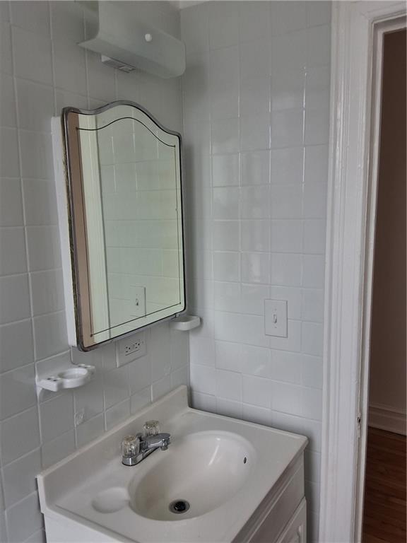 Photo - 120-10 Rockaway Beach Blvd Unidad 105