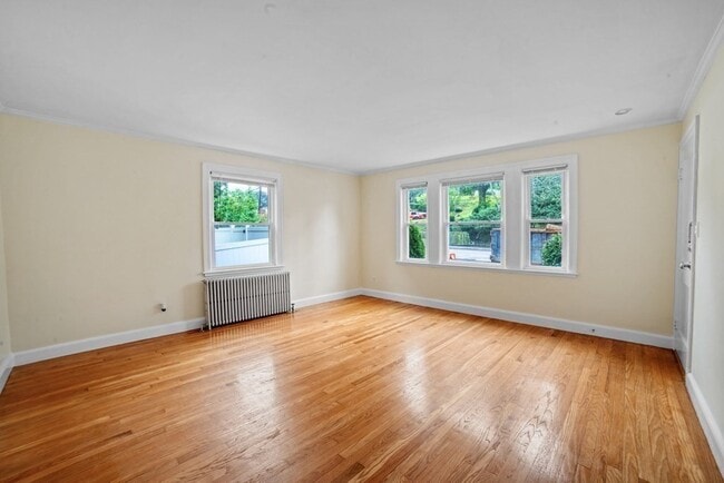 Photo - 431 Adams St Unit 3