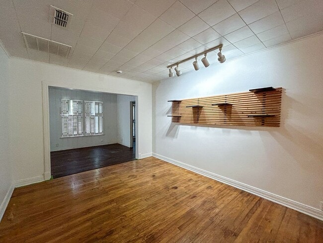 Photo - 3 bed 2 bath in the heart of Denton TX