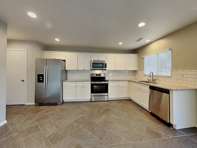 Photo - 267 Averasboro Dr