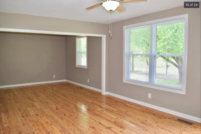 Photo - 442 Appleton Dr